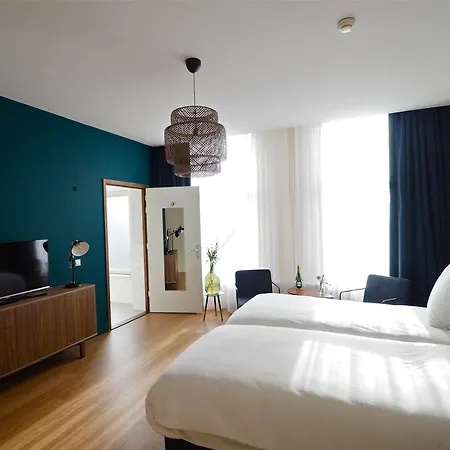Boutique Quartier Du Port Hotel
